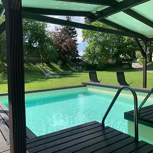 https://ferienwohnung-mit-grillplatz-in-regensburg.com-bavaria.com
